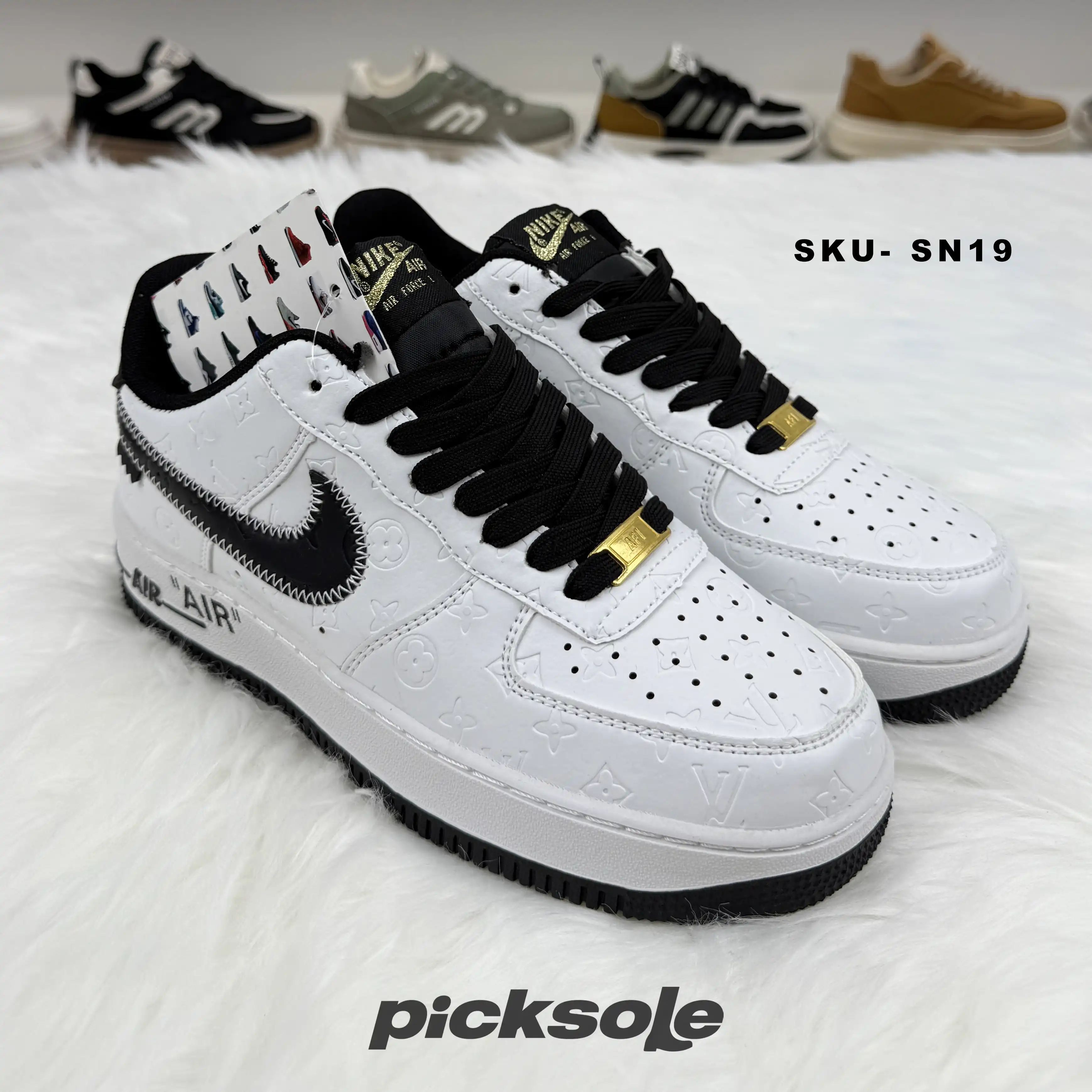 Nike Air Fossil White